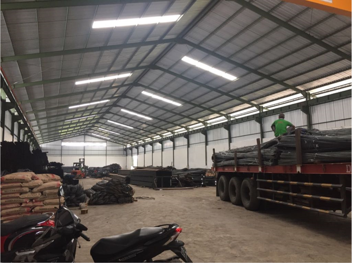 Proyek Gudang Logistik Distributor Besi