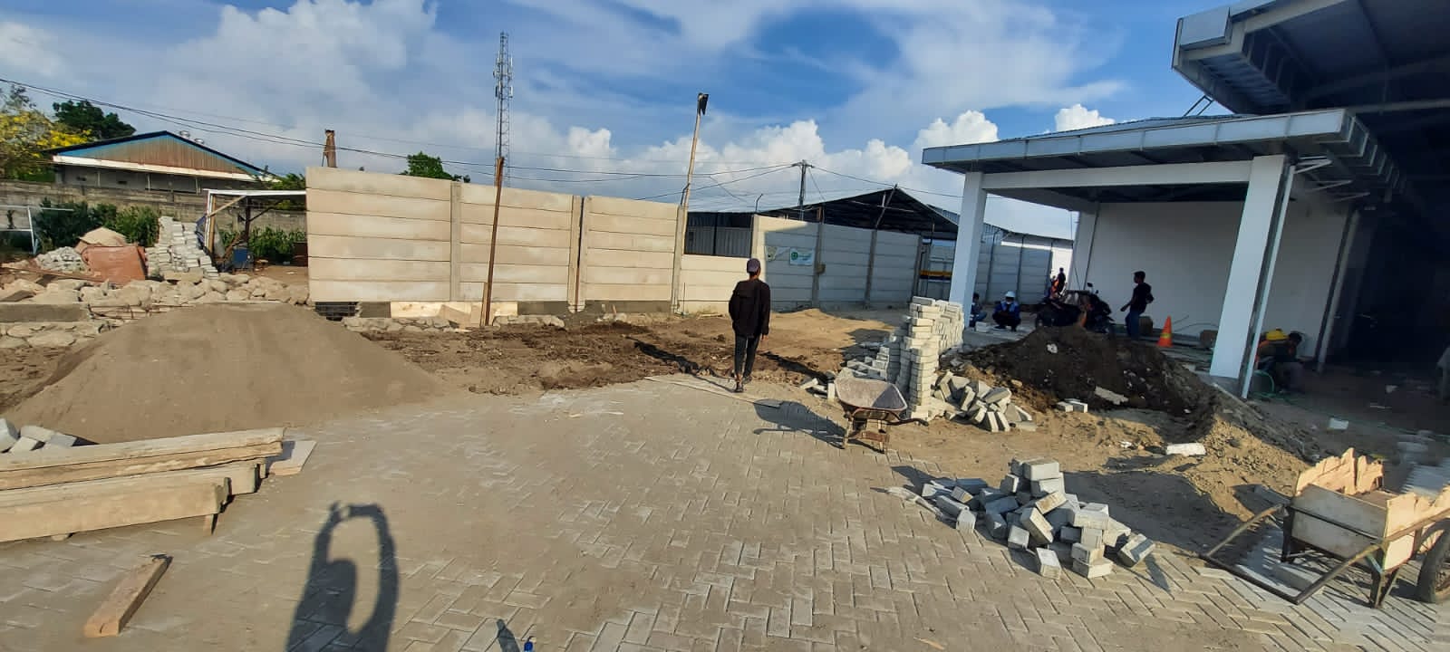 Pemasangan Paving Gudang Garam