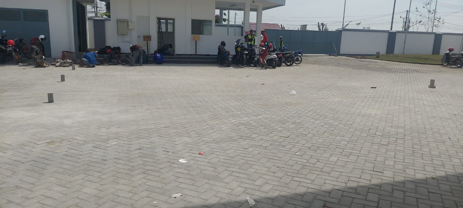 Pemasangan Paving Gudang Garam — dokumentasi 2