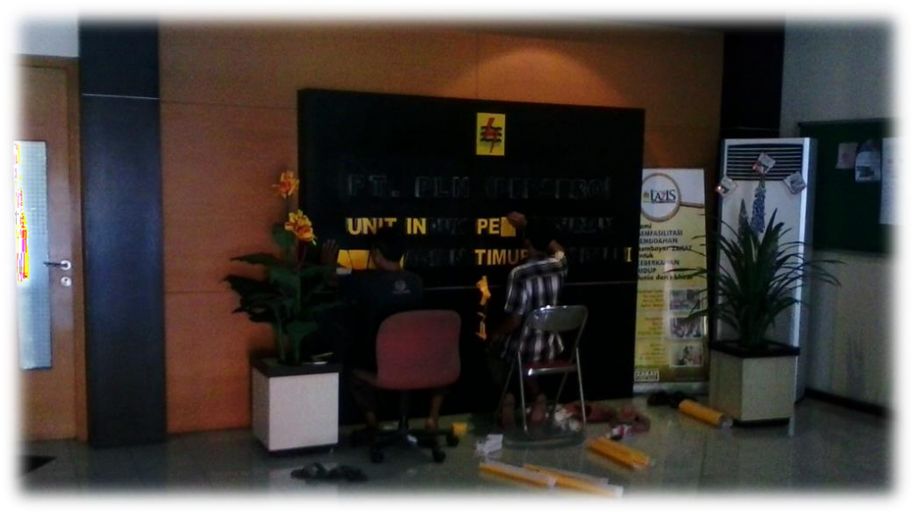 Project Tulisan Pln - Surabaya