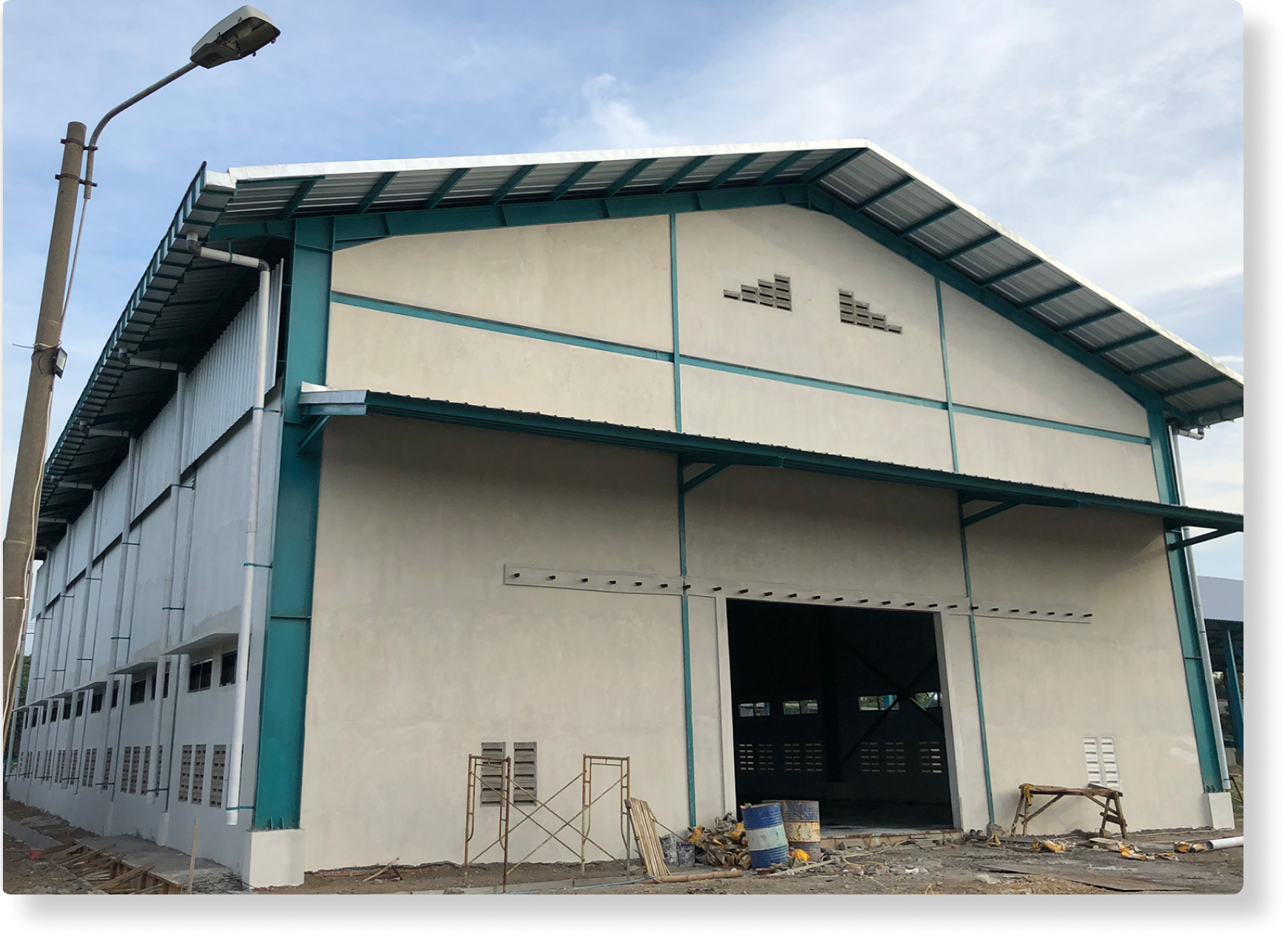 Gudang Pln Di Area Gardu Induk Wonorejo, Surabaya — dokumentasi 2
