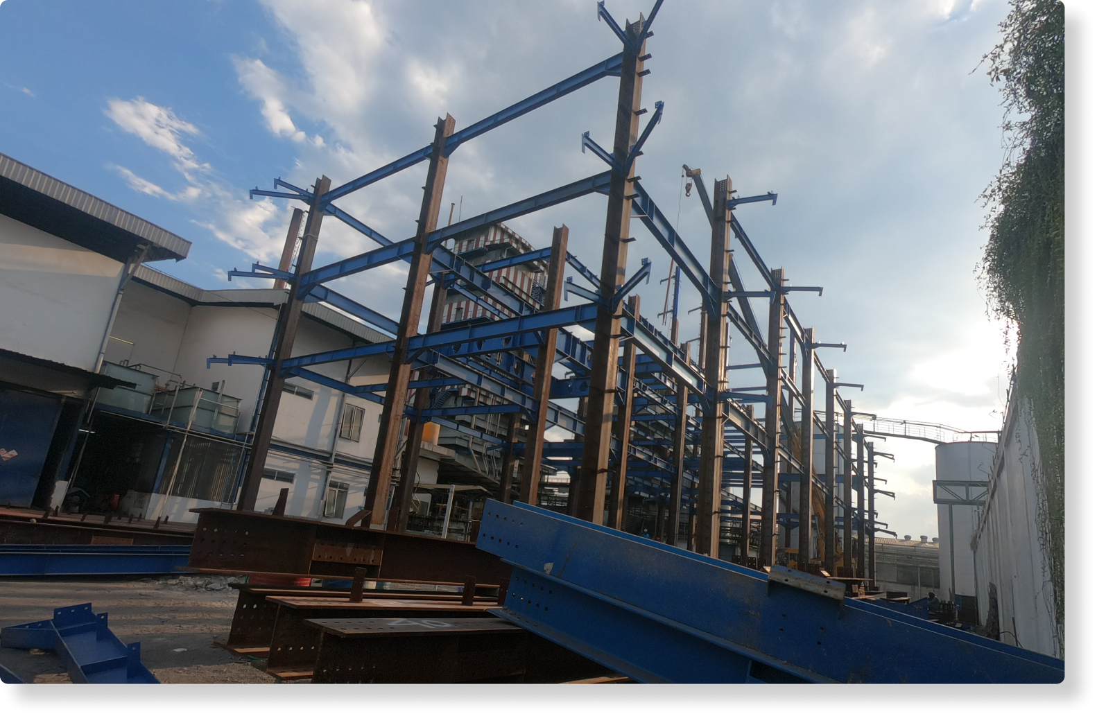 Kilang Minyak 13 Lantai - Refinery Tower — dokumentasi 2