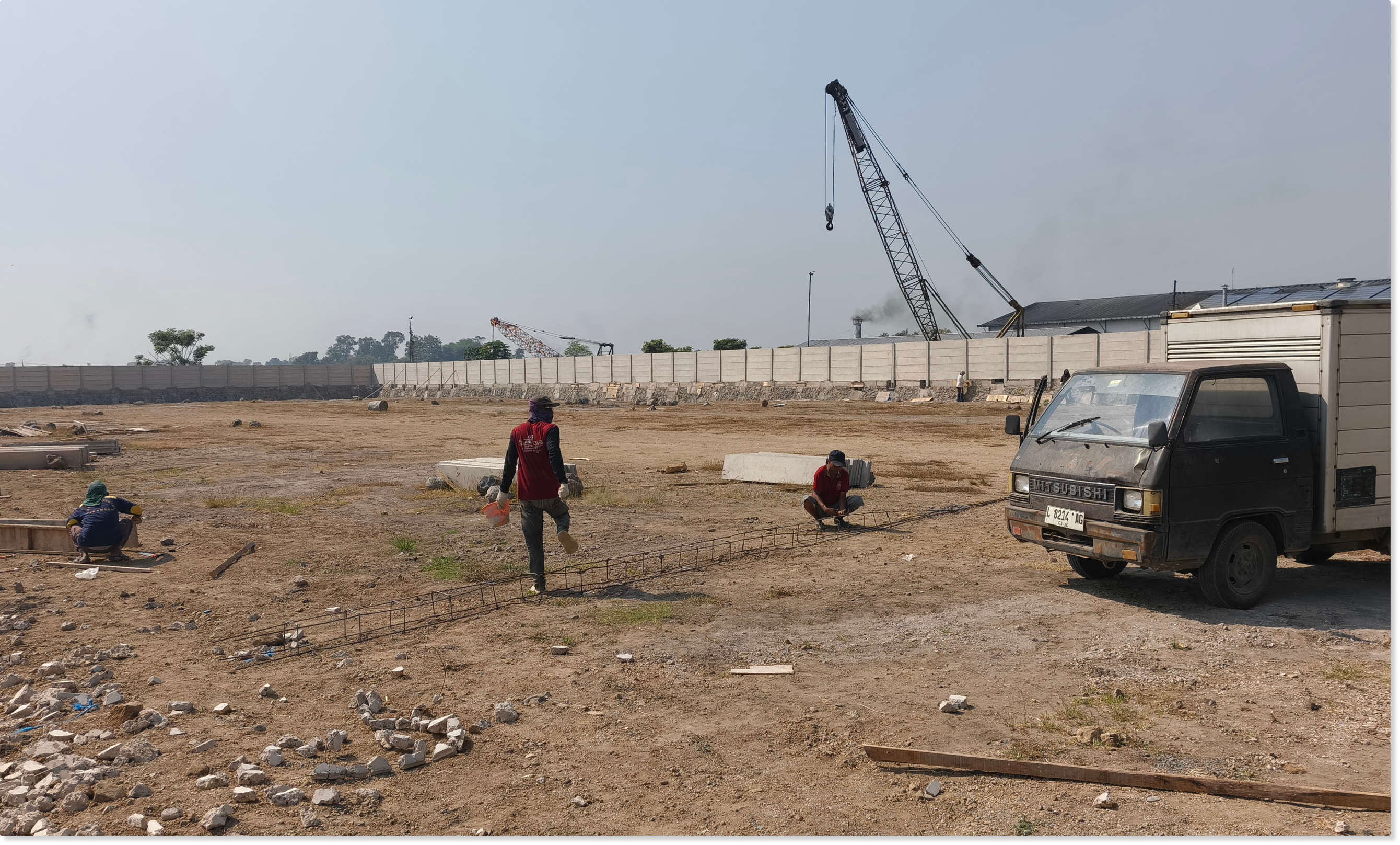 Perataan Tanah & Dinding Penahan - Krian Sidoarjo