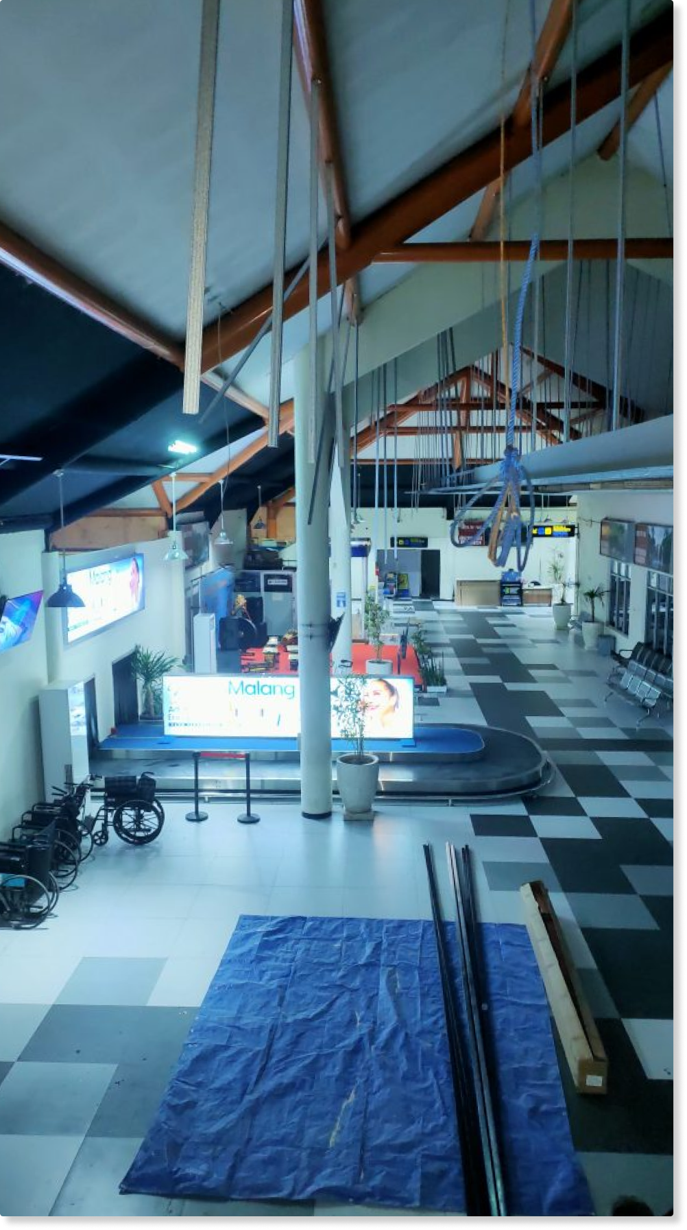 Renovasi Terminal Kedatangan Bandara Udara Abdul Rachman Saleh — dokumentasi 1