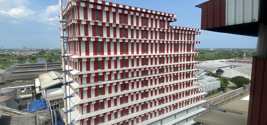 Kilang minyak kelapa 14 lantai – Refinery tower